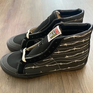 Brand New Mens Vans Size 12